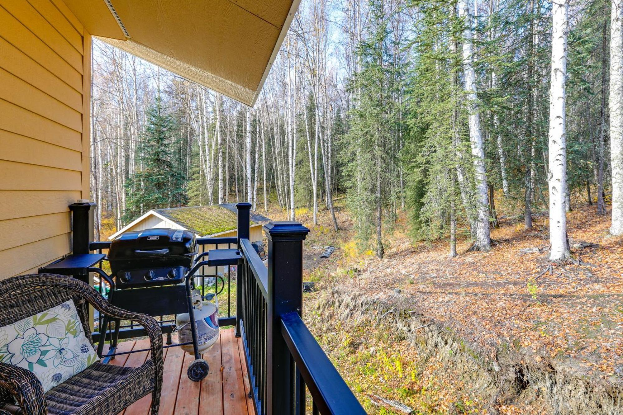 Convenient Fairbanks Guest Suite With Grill! Εξωτερικό φωτογραφία